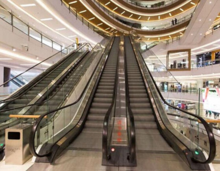 Escada rolante da caminhada movente de 30 graus monitor do elevador de uma etapa de 0,8 medidores