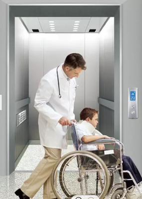 Sala da máquina do elevador 2.0m/s da cama de hospital das pessoas de FUJI 6 menos a tração