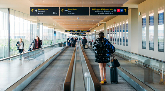 12 tipo liso passagem movente da pálete da escada rolante do aeroporto do grau 5000KG