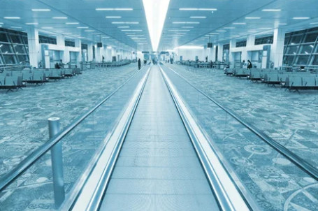 A passagem movente VVVF do aeroporto de 11 graus controlou passeios móveis da liga de alumínio