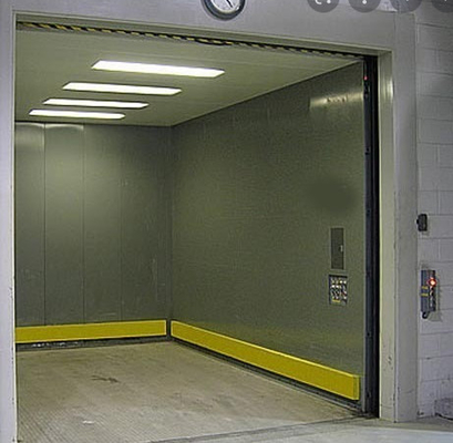 Do elevador hidráulico do frete de 5000KG 2.0m/s gravura a água-forte de aço inoxidável do espelho