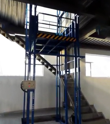 Elevador elétrico de aço inoxidável 1000KG do elevador de frete da linha fina